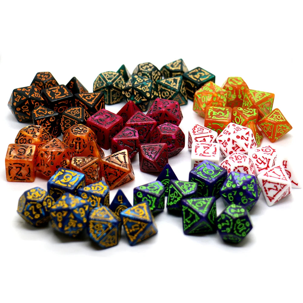 Halloween relief dice set, 7 pieces