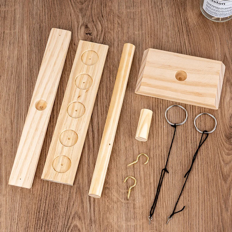 Ring toss game in play